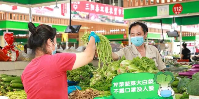 新开肉菜市场招商背后的温情故事，菜贩小李与友情的开始